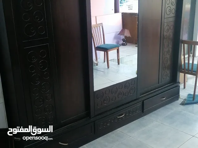 خزانة خشب لاتيه أبواب سحاب بسعر 125 دينار شامل التوصيل والتركيب داخل عمان