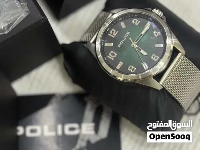 العلامة التجارية: Police، وهي علامة تجارية معروفة في عالم الموضة (Lifestyle) بدأت بالنظارات الشمسية