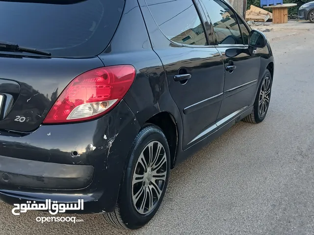 Used Peugeot 207 in Ramallah and Al-Bireh