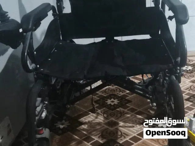كرسي كهربائي متحرك