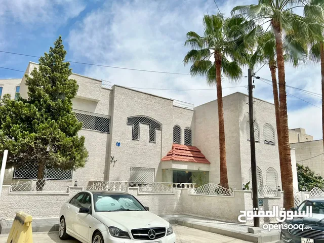 Fully Renovated Villa for Rent (Yearly Contract)