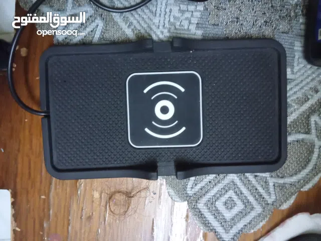 شاحن سيارة لاسلكي ابل