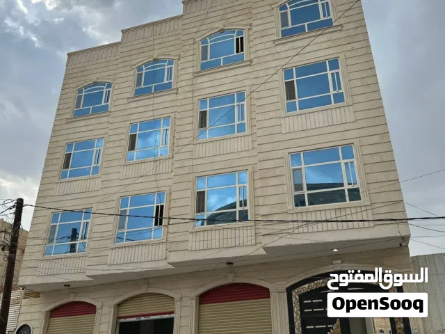 الفرصه الذهبيه في المثلث الذهبي عماره للبيع 7 شقق 7 لبن صنعاء وبسعر مغري جدا يمن ستار للعقار