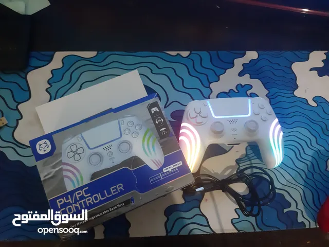 ايد بلاستيشن 4 احترافيه مع كرتونتها جديدة تشتغل ع البيسي السعر 25دينار جودتها عاليه
