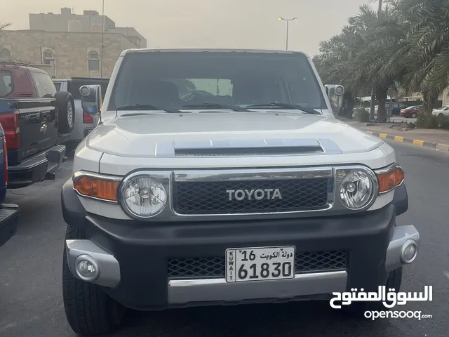 Used Toyota FJ in Al Jahra