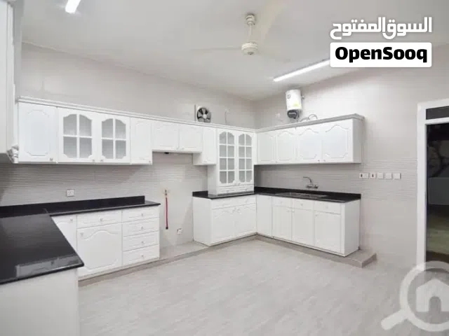 فيلة للإيجار