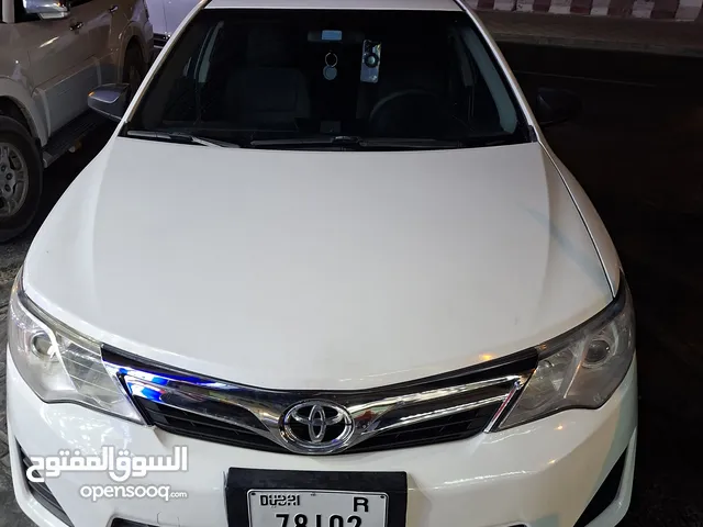 Sedan Toyota in Ajman