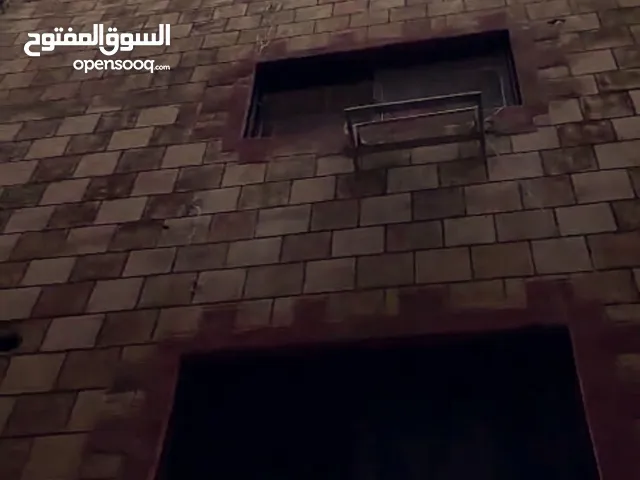 بيت للبيع قرب الكليه التربيه الرياضيه فيصل 7 ادوار بالارضي كله تشطيب سوبر لوكس 100 متر صافي