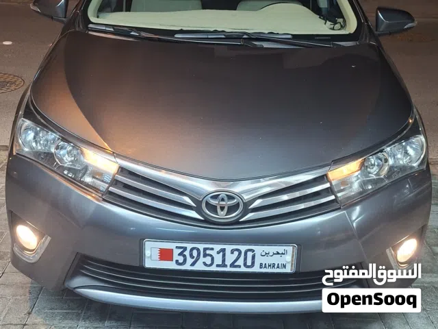 تويوتا كورولا GLi 2.0 موديل 2015