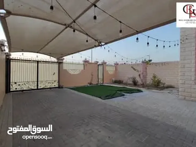 2000 m2 4 Bedrooms Townhouse for Rent in Abu Dhabi Shakhbout City