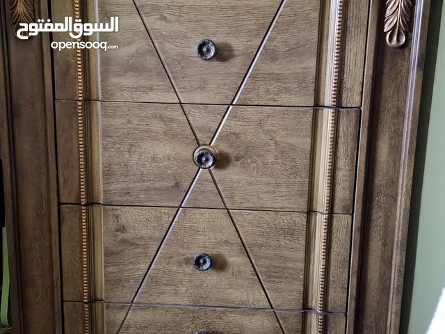خزانة و ملحقات 5 ادراج