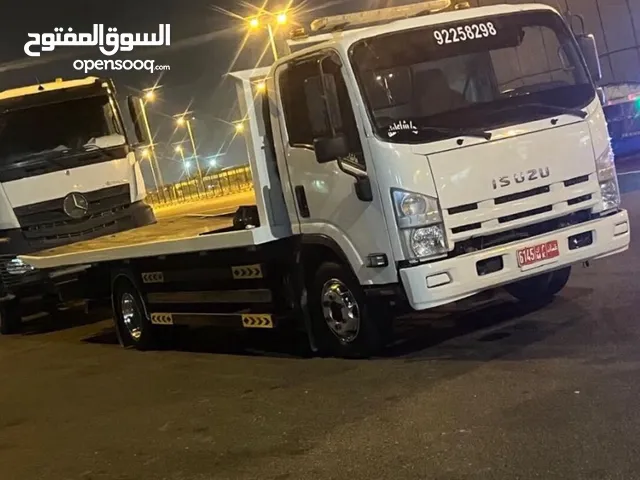 Flatbed Isuzu 2016 in Al Batinah