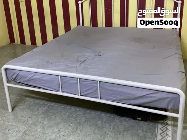 سرير حديد مستعمل