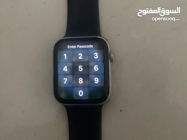 Apple Watch SE not used much excellent condition 96% battery zero scratches