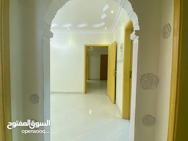 0 m2 3 Bedrooms Apartments for Rent in Al Riyadh Laban