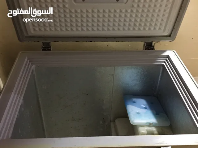 فريزر اقتصادي سعه 34 كيلو بقوة 100 وات