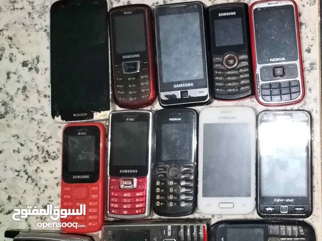 هواتف قديمة