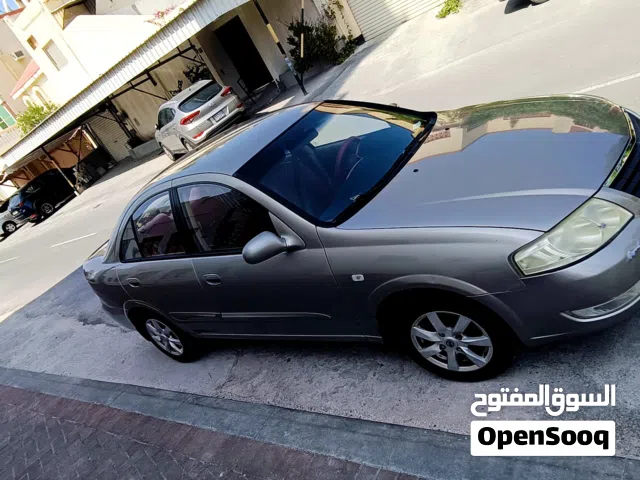 Nissan Sunny 2010