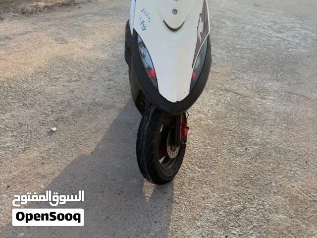 دراجه ماكس للبيع حلوه ونظيفه مكفوله من مكينه ما فتوحه