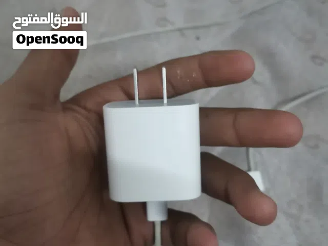 شاحن ابل أصلي 20 واط  وبجي معو التحويل هاي ال بصوره