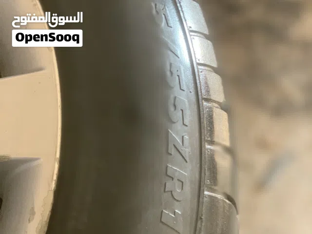 قمم للبيع مقاس 17