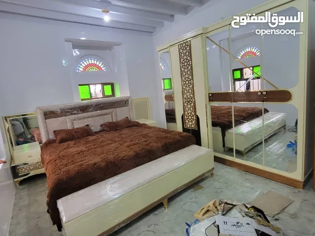 غرف نوم بجميع التشكيلات
