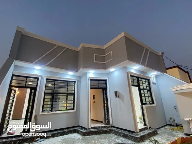 220 m2 4 Bedrooms Villa for Sale in Basra Abu Al-Khaseeb