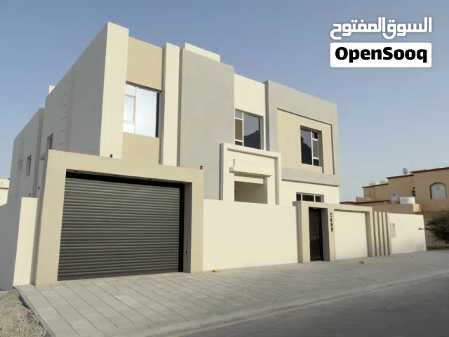 290 m2 More than 6 bedrooms Villa for Sale in Muscat Amerat