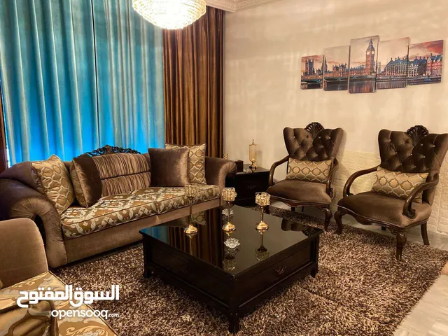 طاولات +كنب