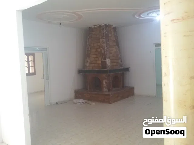 فيلا ضخمة للايجار الاستثماري