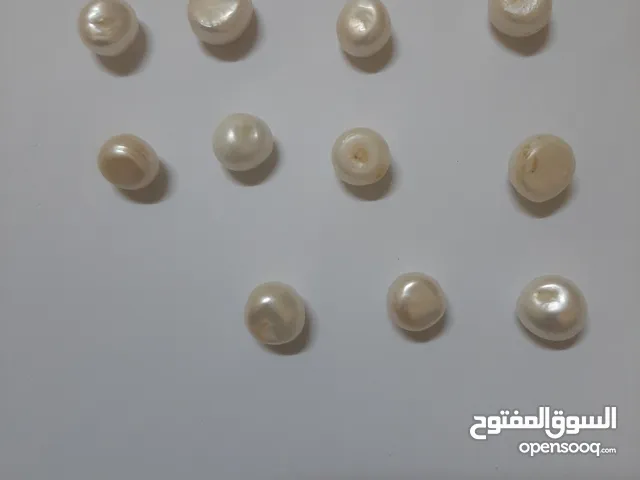 لؤلؤ حبة كبيرة