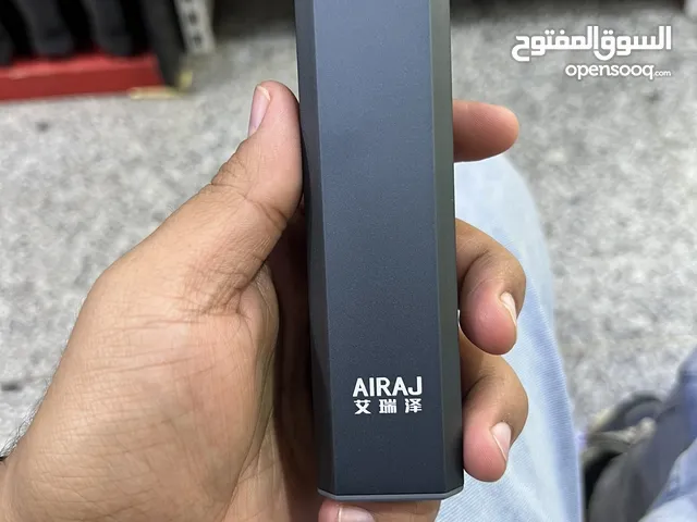مفك براغي أو أداة يدوية أخرى من علامة AIRAJ التجارية، والتي تشتهر بأدواتها
