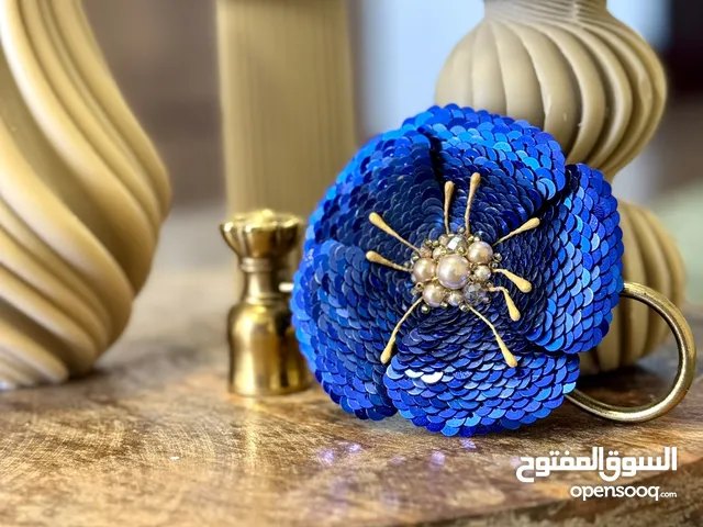 Jewelry-embroidered brooch with Swarovski pearls