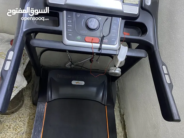 جهاز جري رياضي متكامل