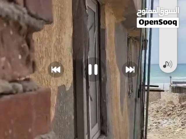 شقة لؤطة عالبحر بسعر مغري جدآ