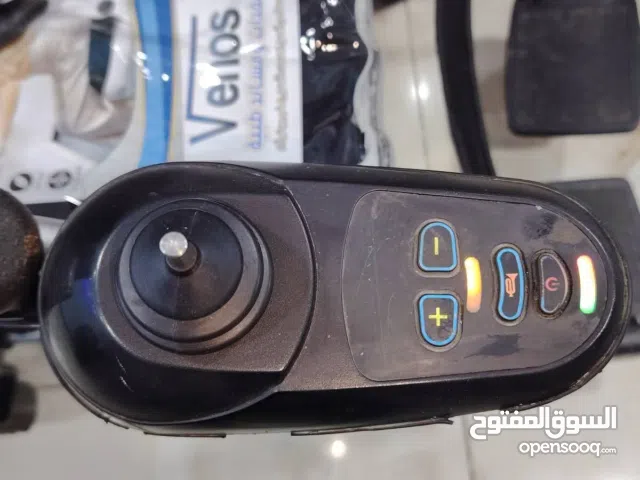 كرسي متحرك كهربائي