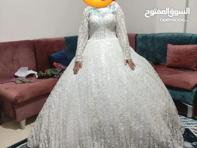 فستان زفاف لكل عروسه