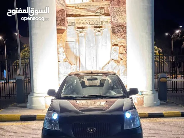 كيا بيكانتو 2006 LX فحصها نظيف للبيع سياره نظيفه جدا والله يبارك لصاحب النصيب