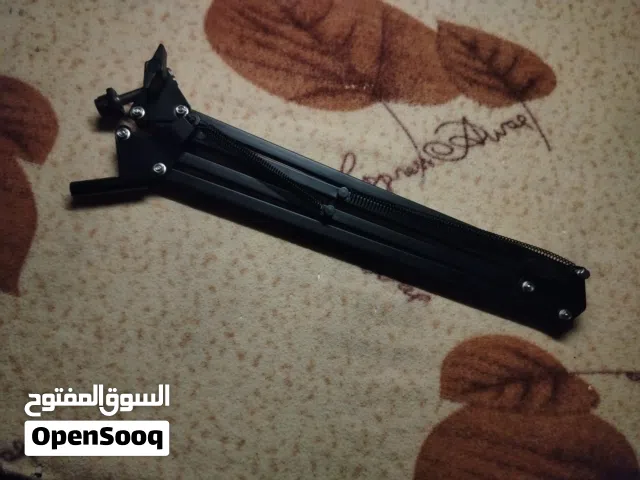 مايك + ستاند خاص في المايك