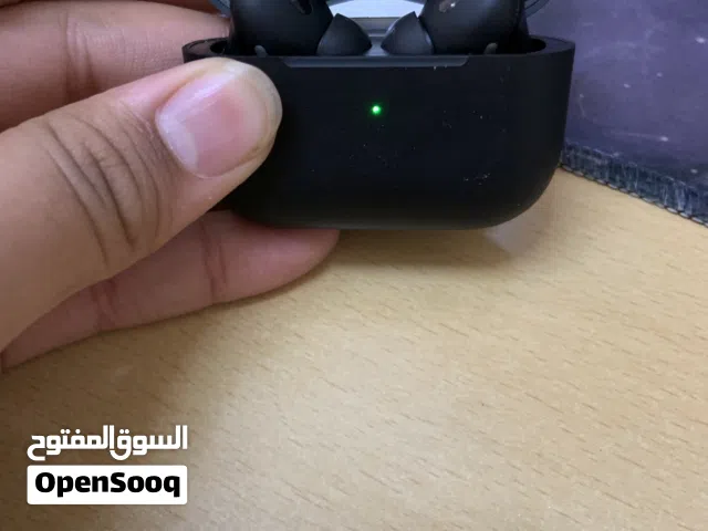 Black Matte Apple Airpods Pro 1