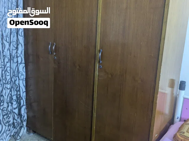 كنتور خشب ثلاثة ابواب