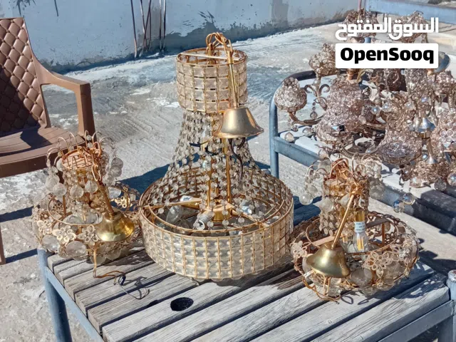 ثريات للبيع