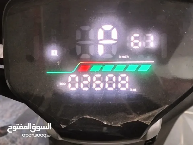 سكوتر كهربائي فيجوري نايس 1500 وات موديل 2024 متعملش فيه أي صيانة ماشي 2700 كيلو حالته كويسة جدا