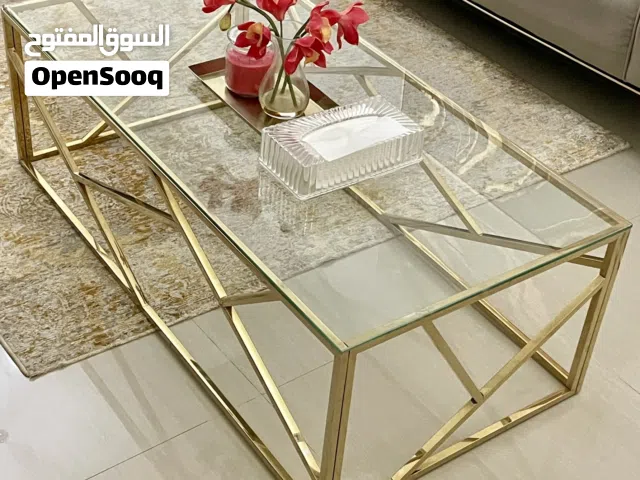 طاولة للبيع بحالة ممتازه