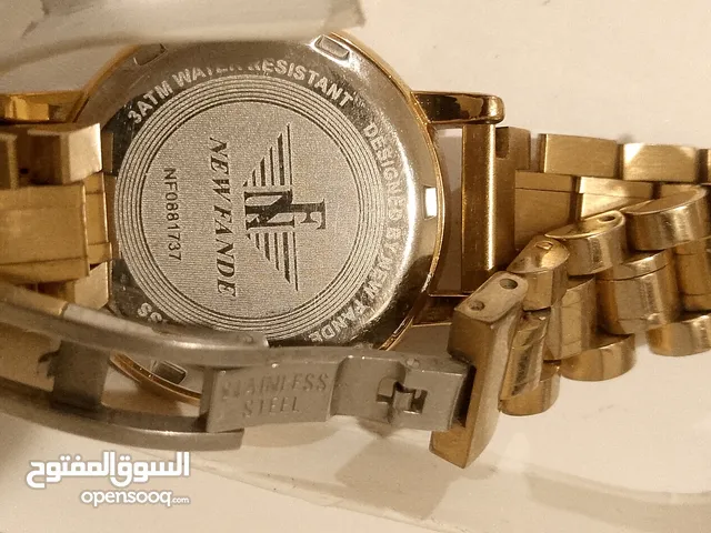 ساعه نسائيه من نيو فاندي تحتاج صيانه