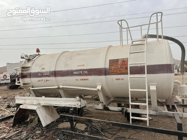 تنكر مخلفات وقود 2000 جالون