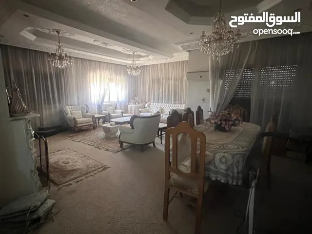 660m2 4 Bedrooms Villa for Sale in Amman Jubaiha