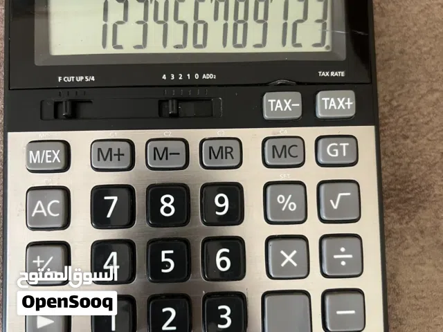 اله حاسبه مكتبيه  casio  عدد 2 بسعر  10 دنانير