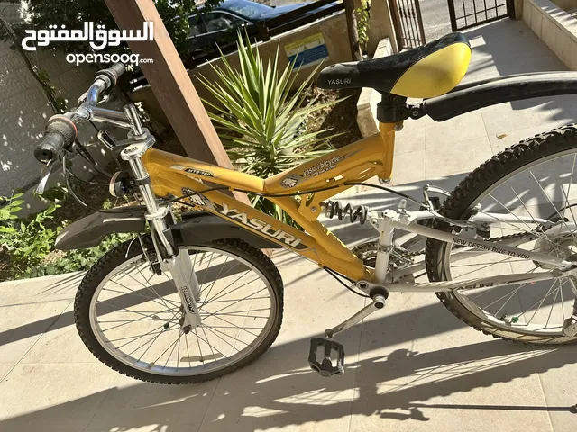 دراجة هوائية YASURI MTB 780 للبيع مع هدية ( حامل دراجة للسيارة)