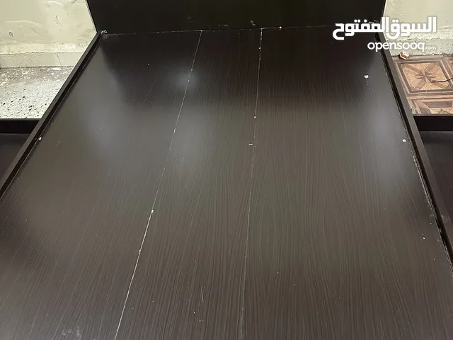 Queen size bed without mattress 150*200